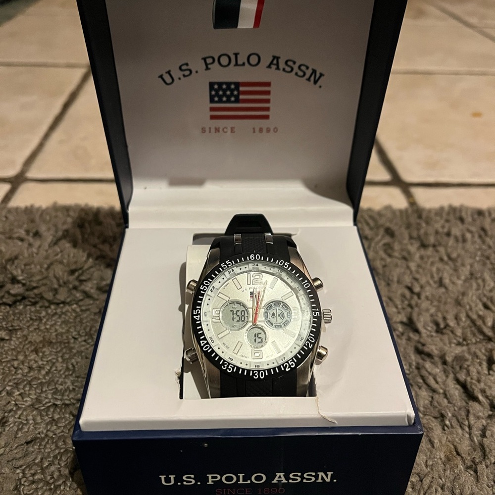 New in‎ box U.S. Polo Assn. Men's Black and Silver Chronograph Watch